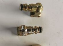 點(diǎn)擊查看詳細(xì)信息<br>標(biāo)題：直角旋轉(zhuǎn)氣接頭 閱讀次數(shù)：2021